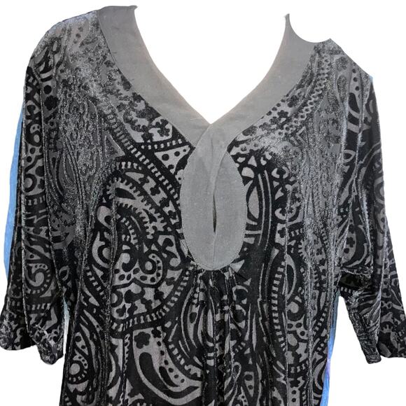 NWT Nic+Zoe Brocade Velvet Black Splitneck Tunic with Tank-size Small - Picture 3 of 14